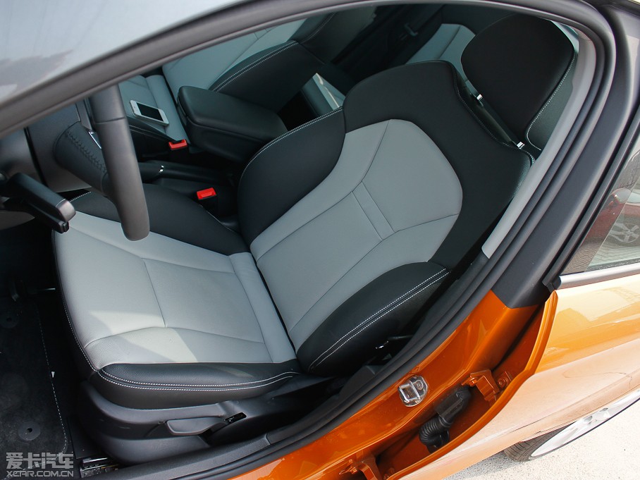 2013WA1 30 TFSI Sportback Ego plus