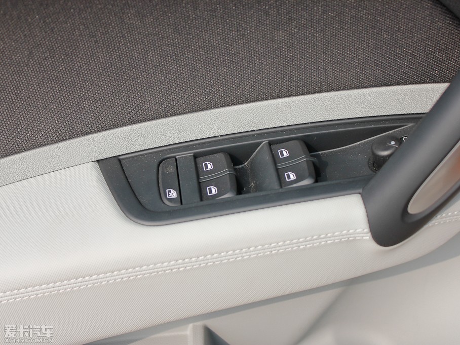 2013WA1 30 TFSI Sportback Ego plus