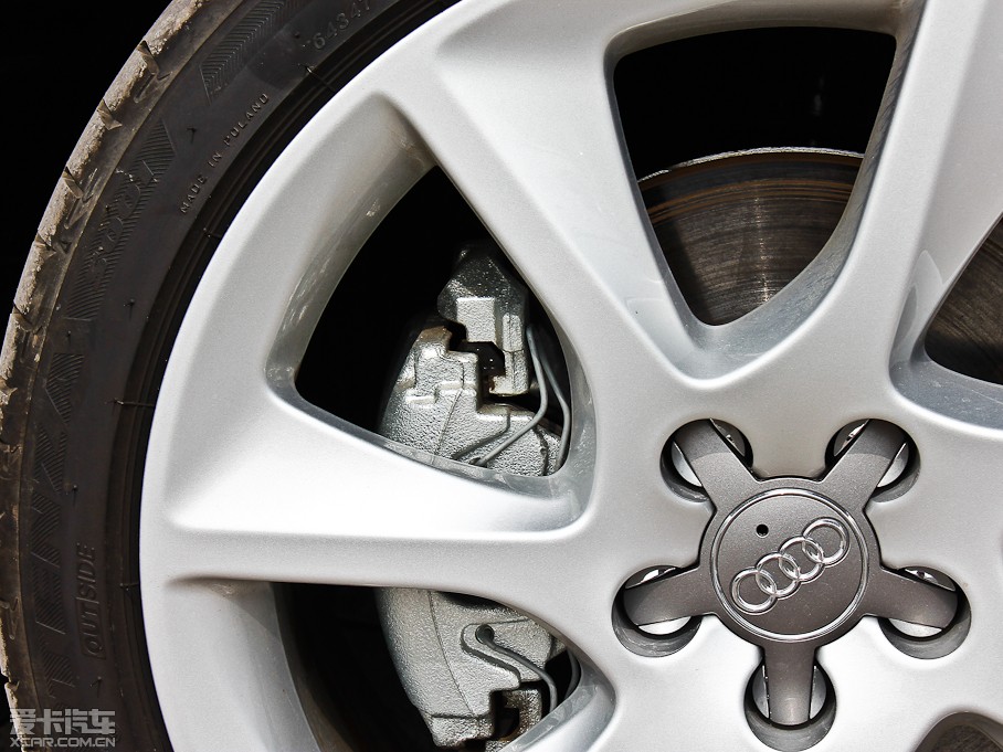 2013?yun)WA1 30 TFSI Sportback Ego plus