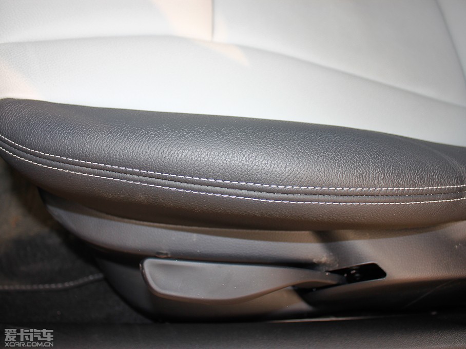 2013WA1 30 TFSI Sportback Ego plus