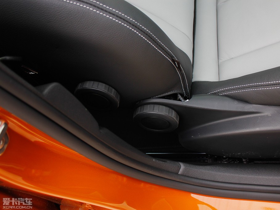 2013?yun)WA1 30 TFSI Sportback Ego plus