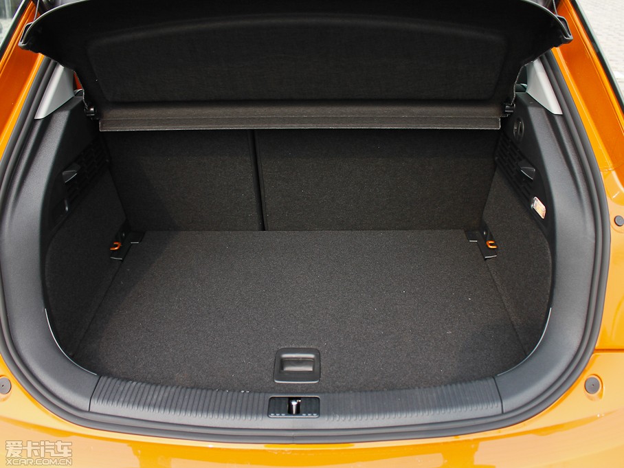 2013WA1 30 TFSI Sportback Ego plus