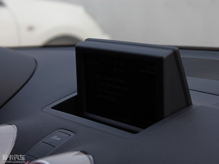 2013?yun)WA1 30 TFSI Sportback Ego plus