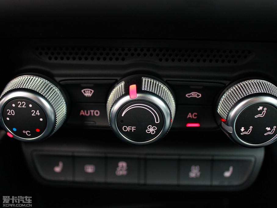 2013WA1 30 TFSI Sportback Ego plus