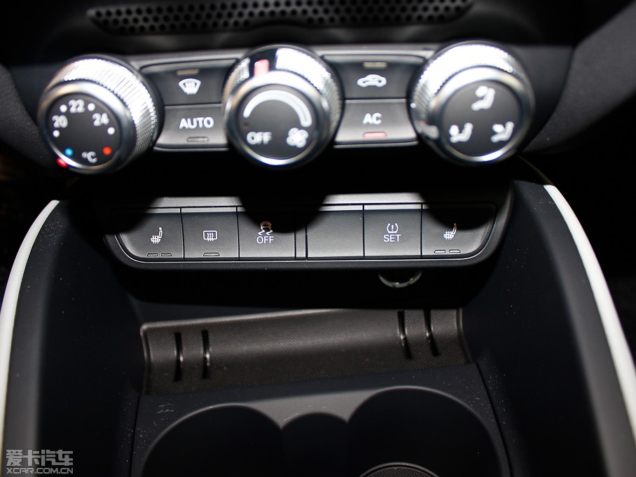 2013WA1 30 TFSI Sportback Ego plus