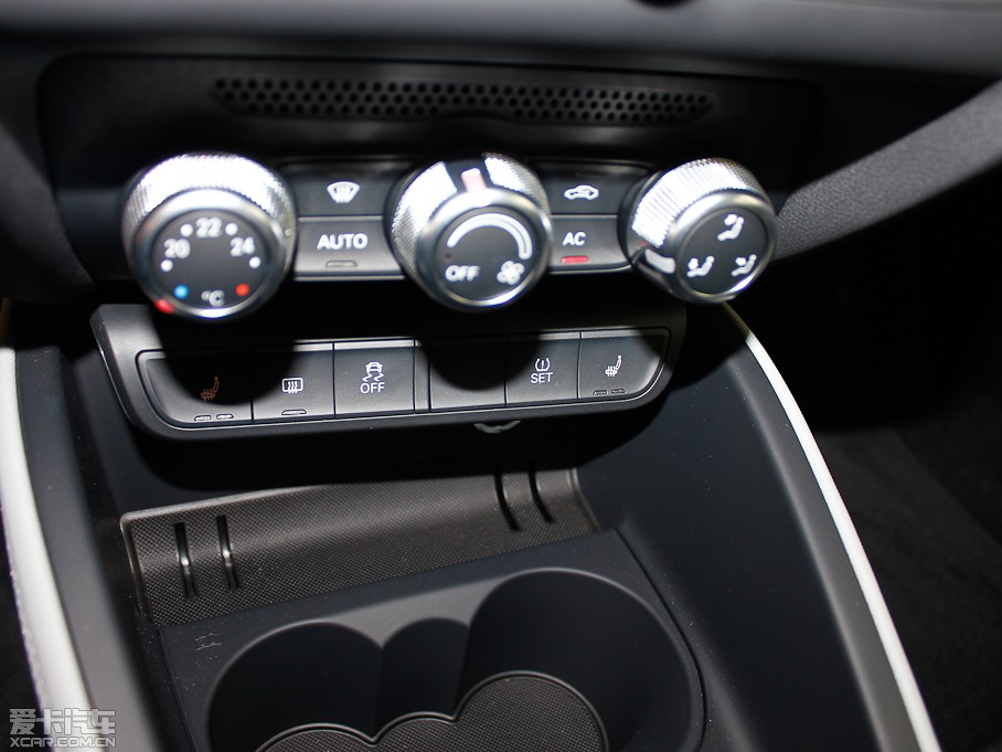 2013WA1 30 TFSI Sportback Ego plus