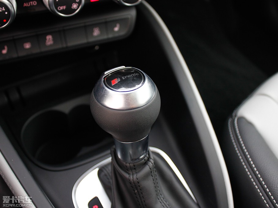 2013WA1 30 TFSI Sportback Ego plus