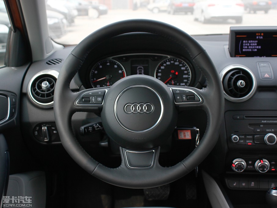 2013WA1 30 TFSI Sportback Ego plus