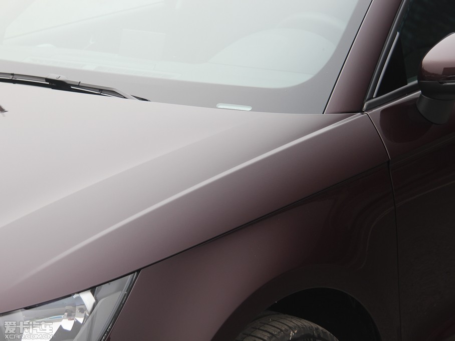 2013?yun)WA1 30 TFSI Sportback Urban