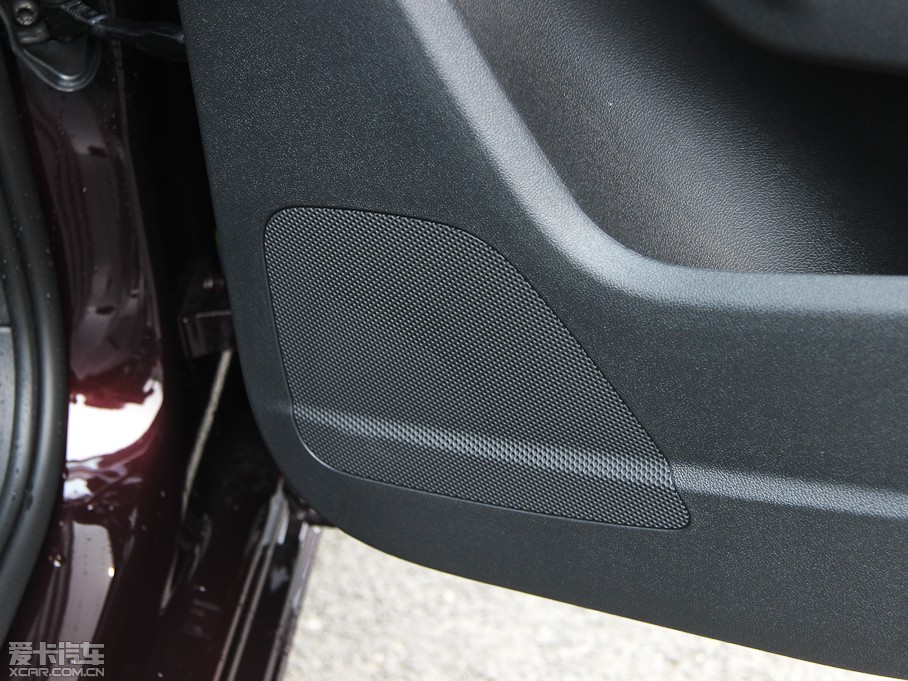 2013WA1 30 TFSI Sportback Urban