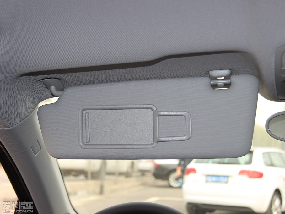 2013WA1 30 TFSI Sportback Urban