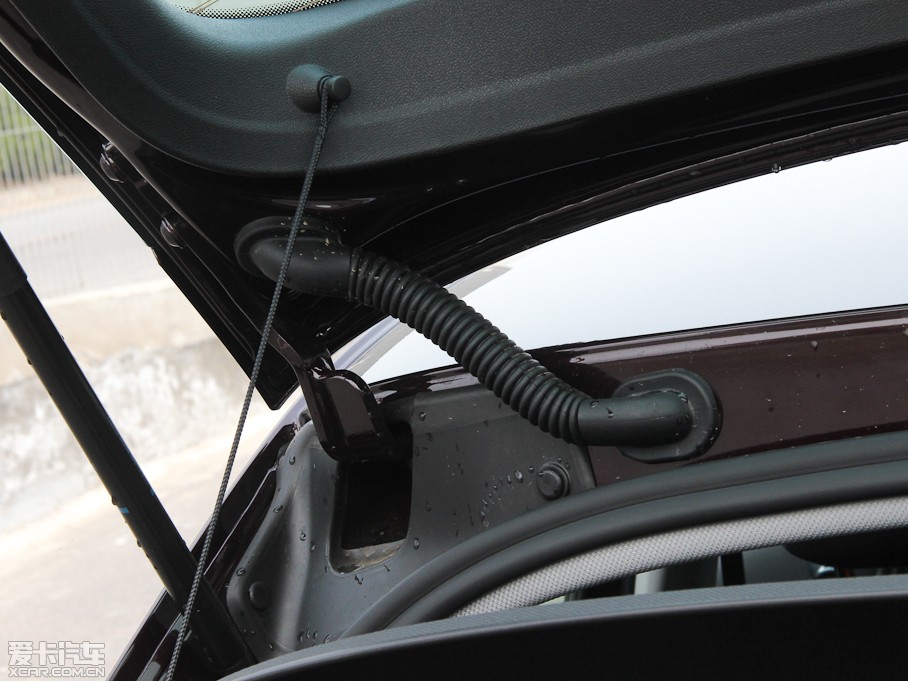 2013WA1 30 TFSI Sportback Urban