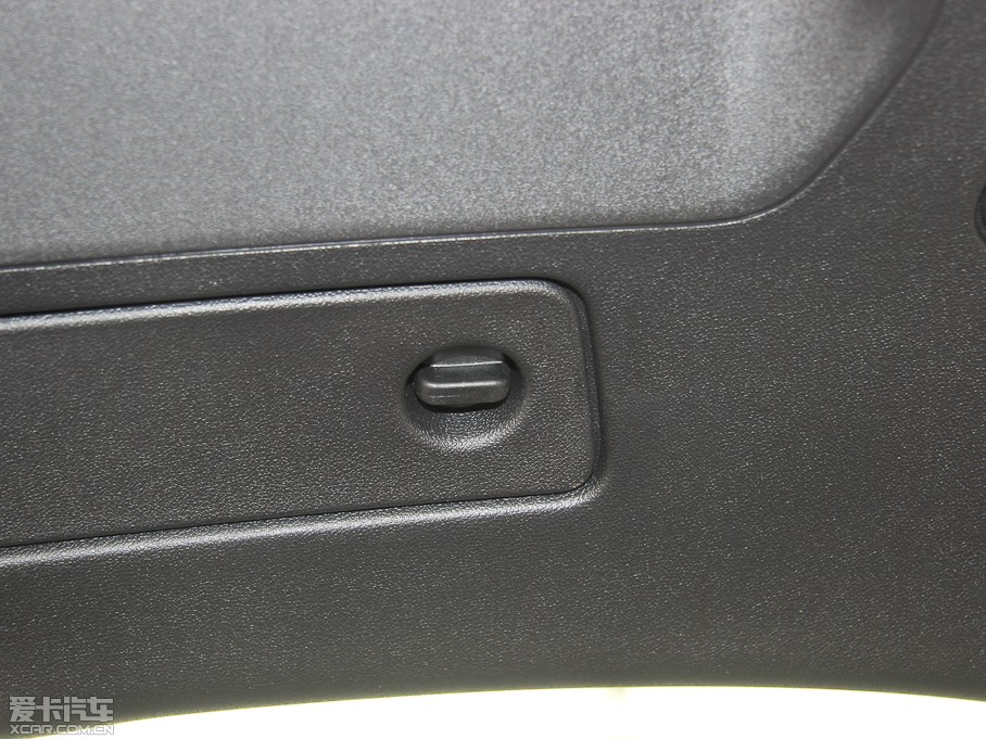 2013WA1 30 TFSI Sportback Urban