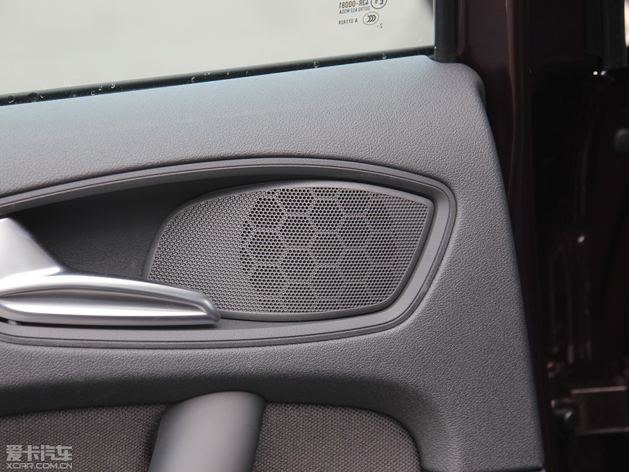 2013WA1 30 TFSI Sportback Urban