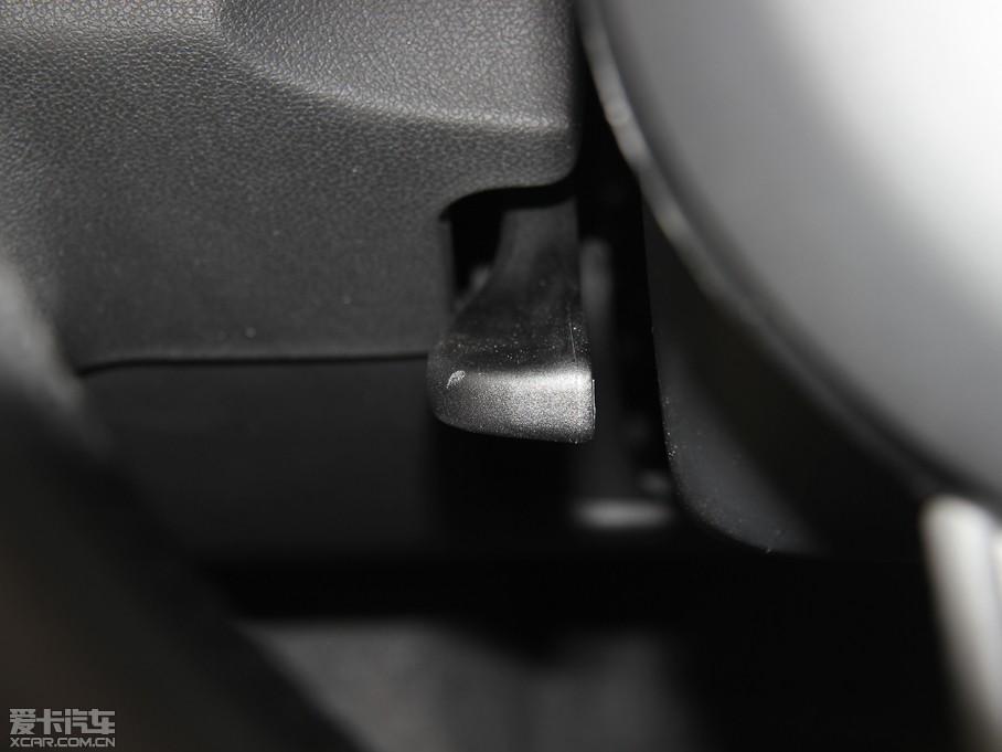 2013WA1 30 TFSI Sportback Urban