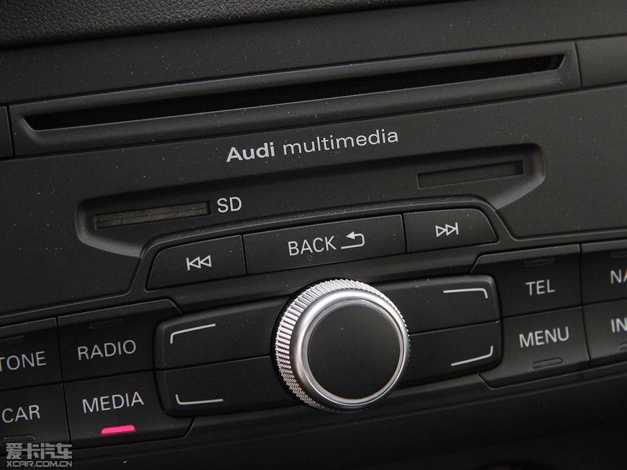 2013WA1 30 TFSI Sportback Urban