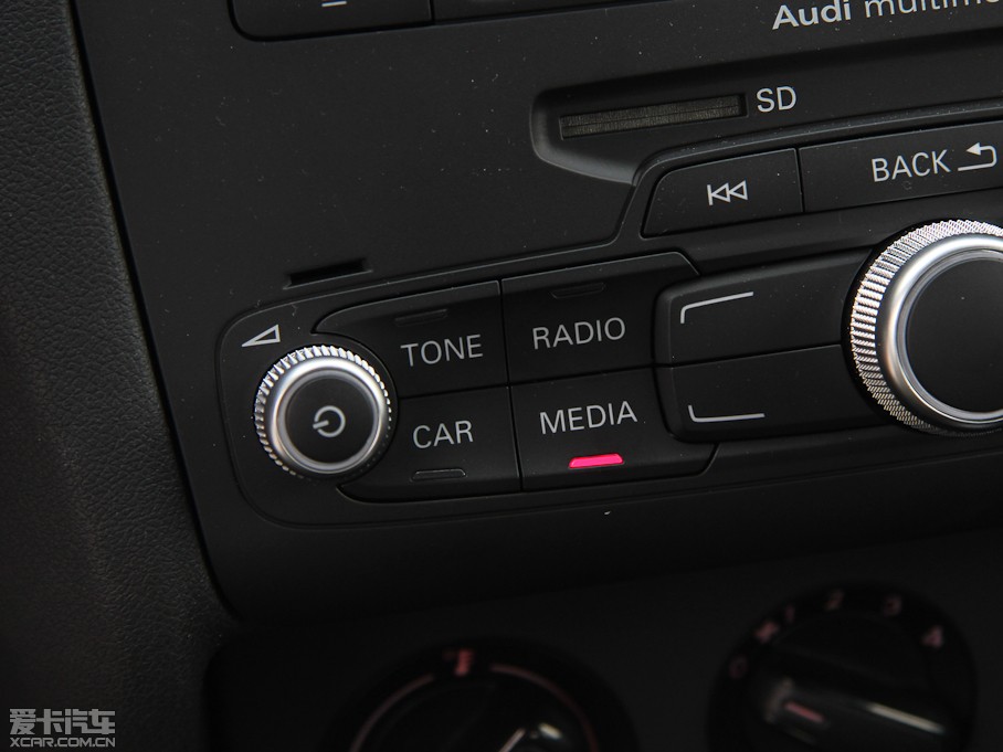 2013WA1 30 TFSI Sportback Urban