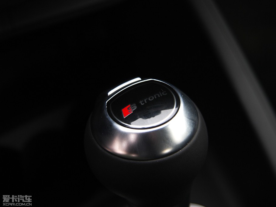 2013WA1 30 TFSI Sportback Urban