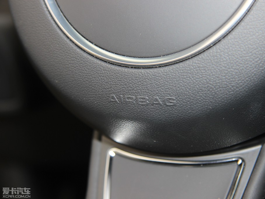 2013WA1 30 TFSI Sportback Urban