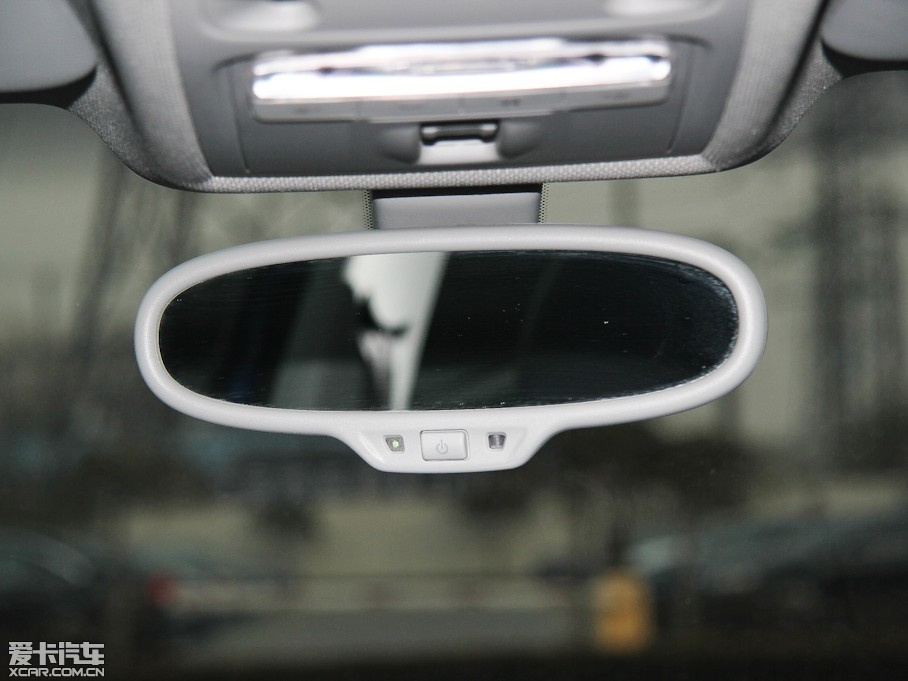 2013WA1 30 TFSI Sportback Urban