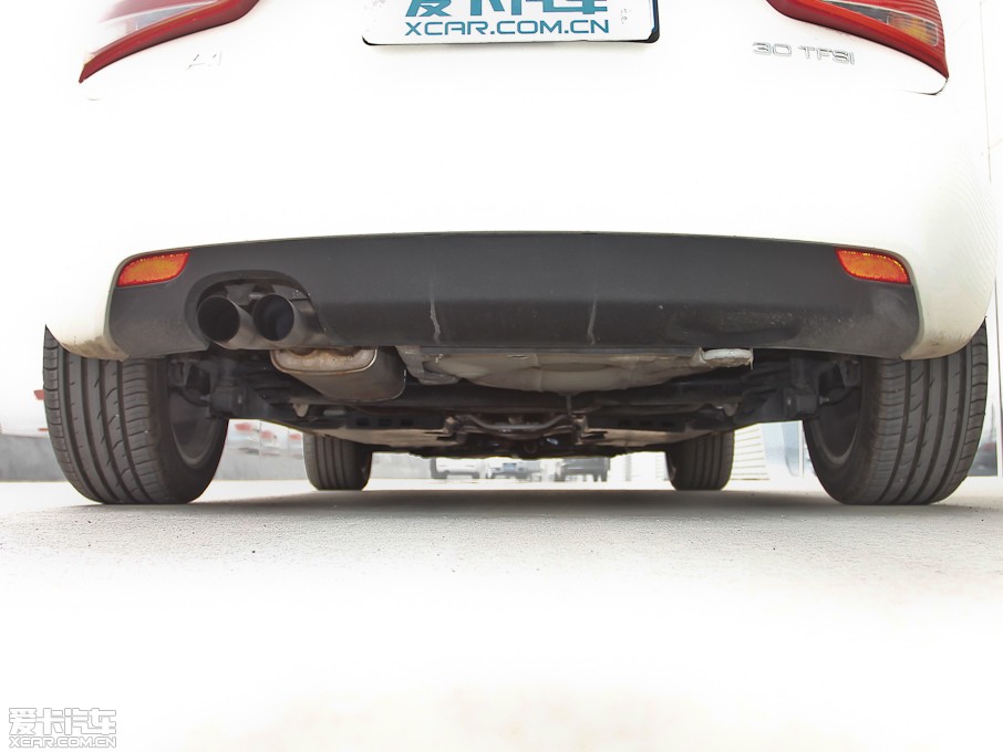 2013WA1 30 TFSI Sportback Urban