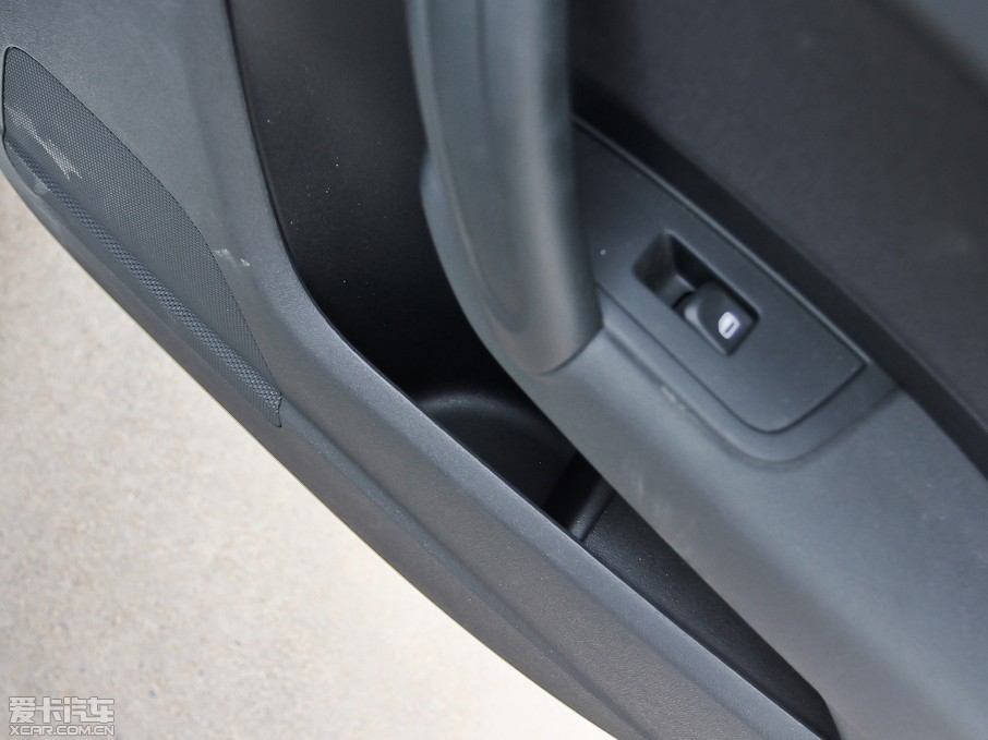 2013WA1 30 TFSI Sportback Urban