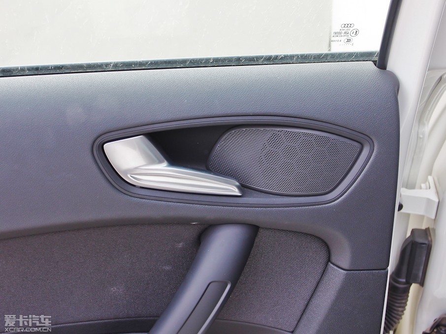 2013WA1 30 TFSI Sportback Urban