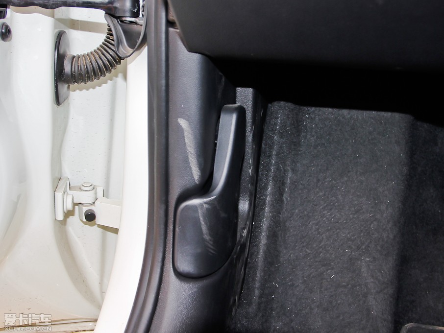 2013WA1 30 TFSI Sportback Urban