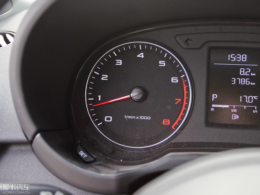 2013?yun)WA1 30 TFSI Sportback Urban