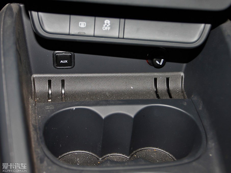 2013WA1 30 TFSI Sportback Urban