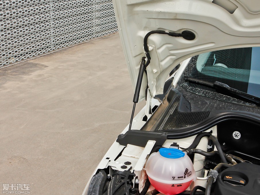 2013WA1 30 TFSI Sportback Urban