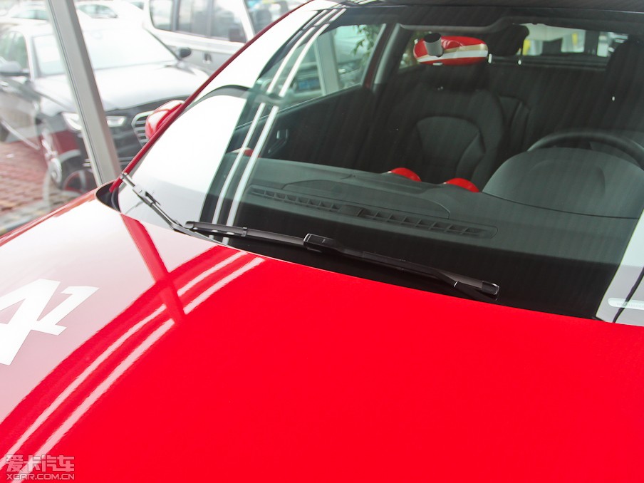 2013?yun)WA1 30 TFSI Ї(gu) Ego