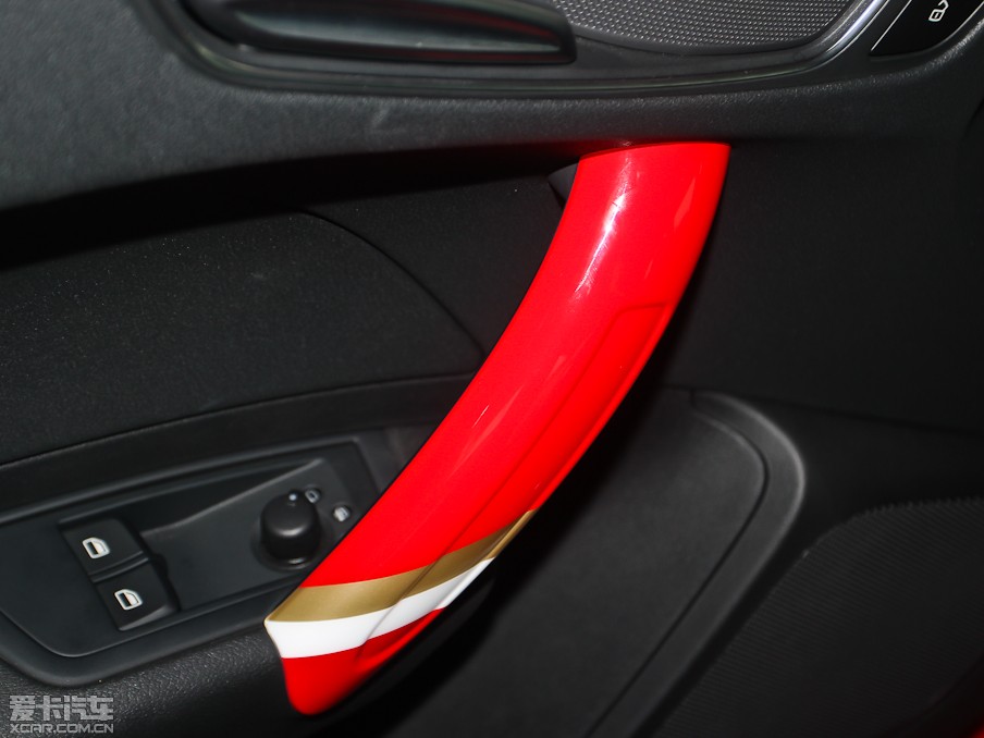 2013?yun)WA1 30 TFSI Ї Ego