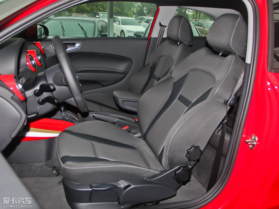 2013?yun)WA1 30 TFSI Ї(gu) Ego