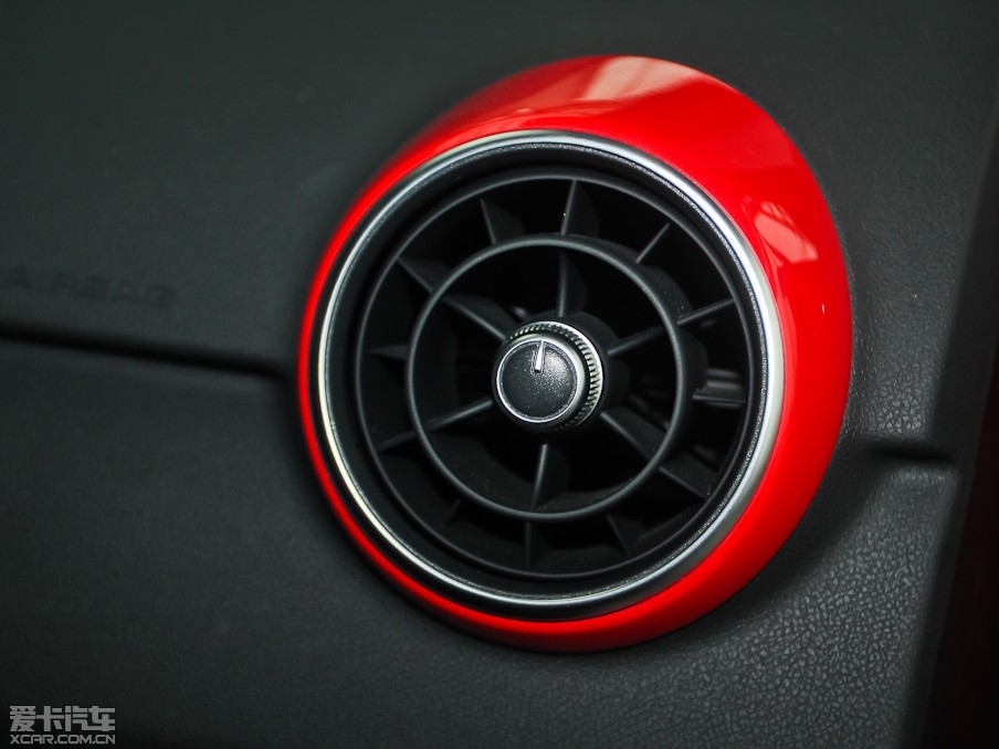 2013?yun)WA1 30 TFSI Ї(gu) Ego