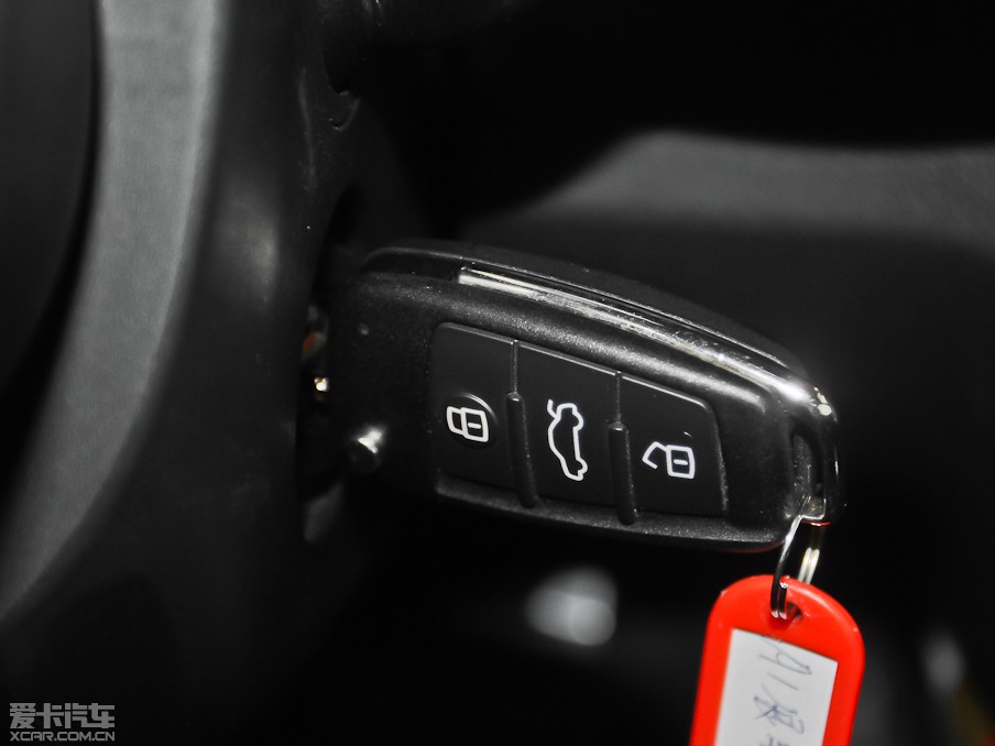 2013?yun)WA1 30 TFSI Ї(gu) Ego