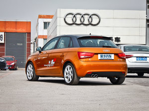 2013款30 TFSI Sportback Ego plus 左后45度