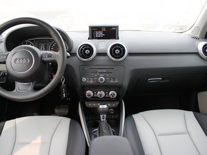2013款30 TFSI Sportback Ego plus 中控台