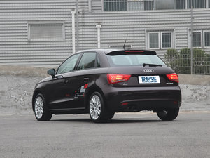 201330 TFSI Sportback Urban 45