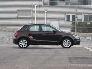 201330 TFSI Sportback Urban w^