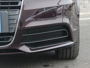 201330 TFSI Sportback Urban ǰF