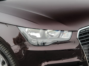 201330 TFSI Sportback Urban (x)(ji)^