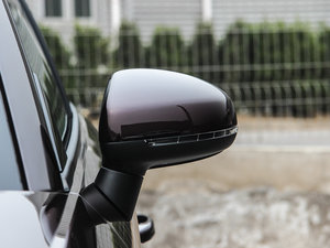 201330 TFSI Sportback Urban ҕR