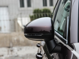 201330 TFSI Sportback Urban (x)(ji)^