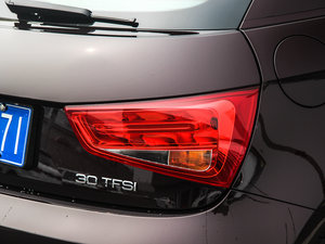 201330 TFSI Sportback Urban (x)(ji)^
