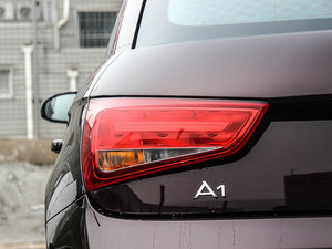 201330 TFSI Sportback Urban (ji)^