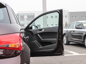 201330 TFSI Sportback Urban g