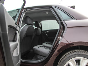 201330 TFSI Sportback Urban ſg