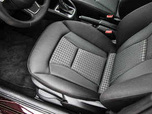 201330 TFSI Sportback Urban g