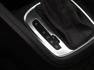 201330 TFSI Sportback Urban п؅^(q)